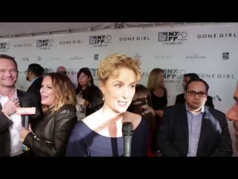 Thumbnail of the video: NYFF52 "Gone Girl" Red Carpet | Cyd Strittmatter