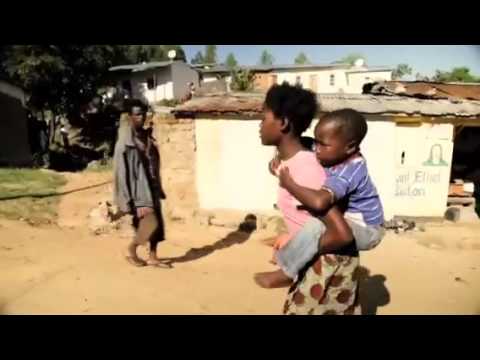 Mary's Meals - Child 31 trailer (Italiano)