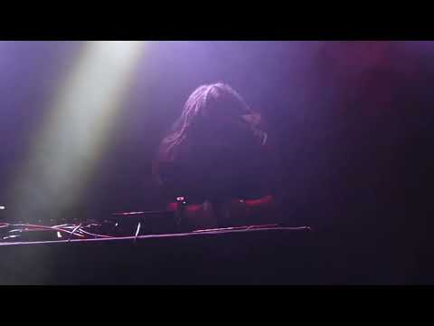 Austin Millz - Conga/Beyonce (Live in Boston)