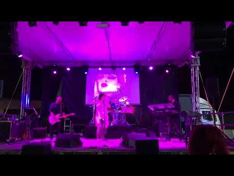 Roberta Faccani Brivido Caldo