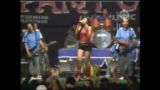 Download lagu resa lawang sewu scawan madu.mp4 mp3