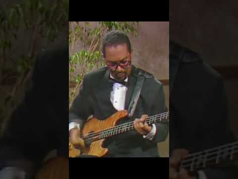 Louis Johnson slapping was so amazing #bass #bassguitar #slapbass