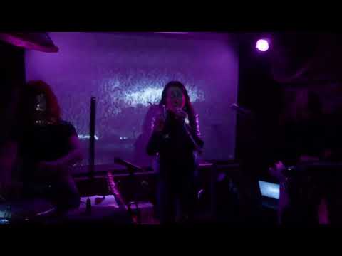 Princezny - Princezny - Žal / live at Klub Újezd