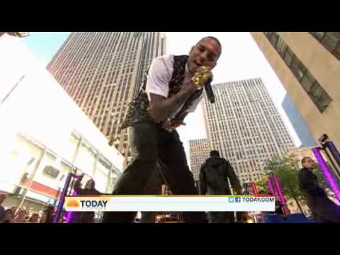 Chris Brown performs She Ain't You on The Today Show's Concert Series 2011 (HQ video)