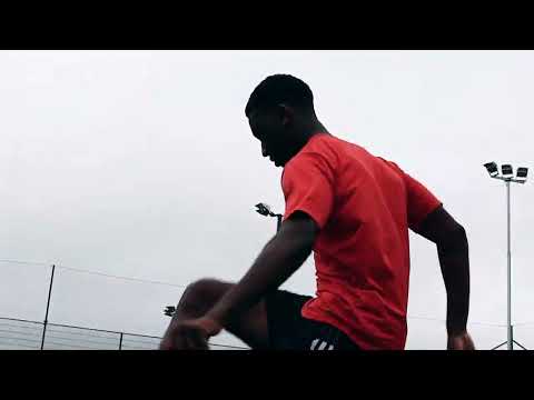 ARSENAL FOOTBALL PLAYERS: TOP BALLERS FREESTYLE, COLLAB KHAYON EDWARDS & MAURO GOMES BANEIRA
