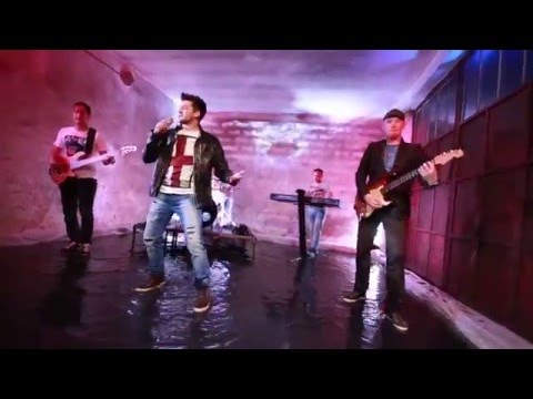 Activ band - Lom ft. MC Cromadda (Official Music Video) █▬█ █ ▀█▀