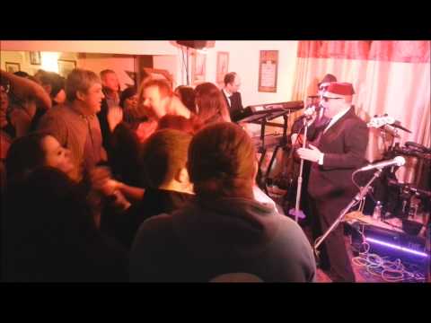 'The Fedz' live with Night Boat To Cairo.