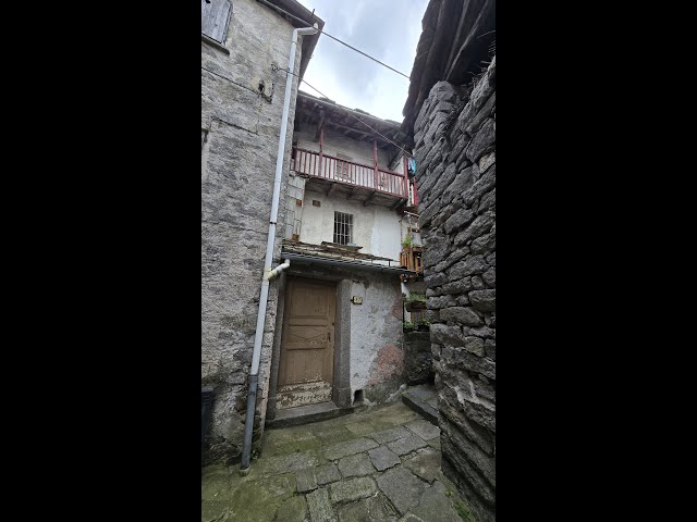 Valmosca - casa. € 5.000