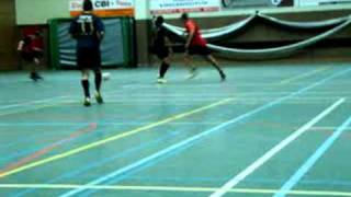 preview picture of video 'Woluwe Sporting Club/Latin Soccer...Match 17-9-2010 -'