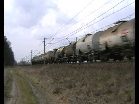 Archiwum filmowe: 182 157 z krótkim składem towarowym