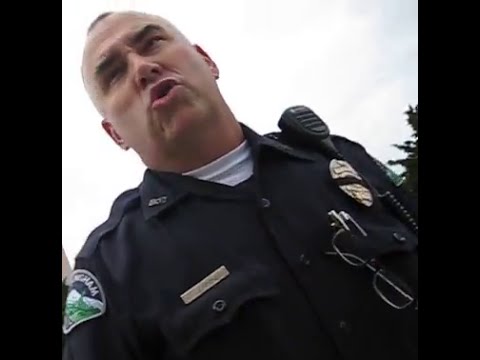 Police officer is a lying hypocrite