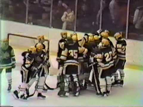 Muskegon Lumberjacks beat Czech. Nat'l Team -Dec 31, 1985