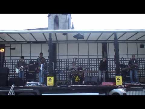 Nogova - Hurray (Burning Heads Cover) - Live@Mecé2013