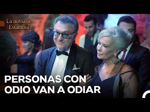 Aparecimos Ante La Invitación En Toda Nuestra Gloria - La Novia de Estambul