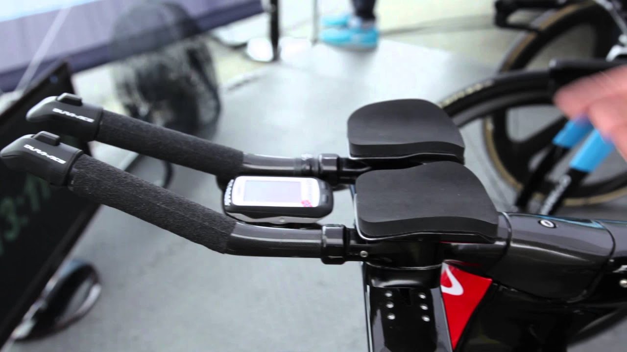 Pro Bike: Edvald Boasson Hagen's Pinarello time trial bike - YouTube