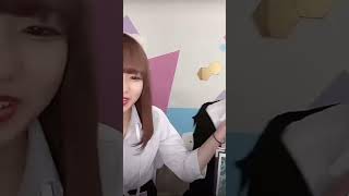TikTok ライブ 配信 気づいた時にはおそい 見えてる 귀여운 미인  보이는  속옷  가슴  바지