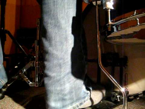 DOUBLE BASS 250 BPM 16 NOTES