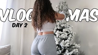 VLOGMAS: PUTTING UP MY TREE + DÉCOR SHOPPING | CHRISTMAS DECOR SHOPPING 2021 | VLOGMAS 2021