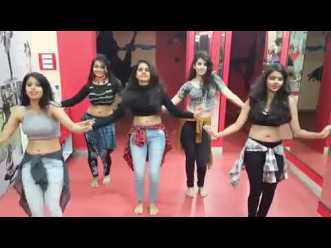 Sex Club //Belly Dance Performance by 5 Indian girls It's just Amazing aLL😍