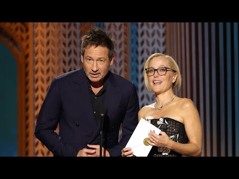 SAG Awards: David Duchovny and Gillian Anderson Have X-Files REUNION!
