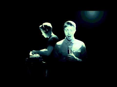 Abstract Source Feat. Elliot Chapman - Day To Night - Live PA (clip)