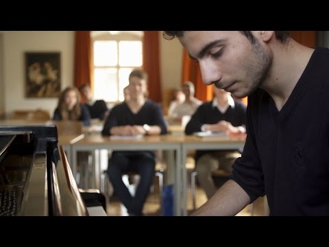 Elite-Internat mit echtem Steinway – Gewinner und Verlierer im deutschen Schulsystem | SPIEGEL TV