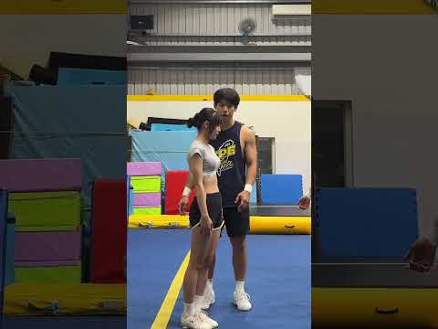 有趣的手擺位置Interesting hand swing position #reels #sports #Sport #challenge #StarsEverywherey