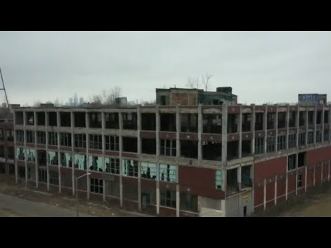 Detroit Packard Plant owner misses deadline for demolition