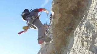 preview picture of video 'Via Ferrata Baumes Corcades (www.oscarmanrique.com)'