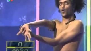 EL HOMBRE MAS FLEXIBLE DEL MUNDO