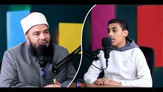 صورة هل يجوز الصلاة في السيارة ؟ وهل يستوجب استقبال القبلة ؟! | السؤال 02 | #كبسولات_فقهية | د. أحمد جلال