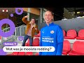 Keeper Sari van Veenendaal beantwoordt vragen van kinderen