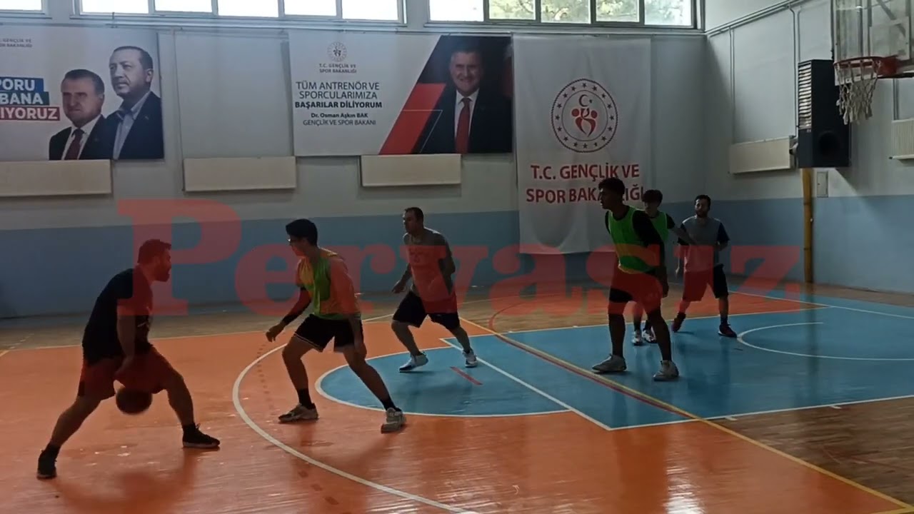 3x3 SOKAK BASKETBOL TURNUVASI YAPILDI