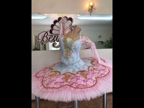 Costum de scena - Zahăr prun F 0239B - video 2