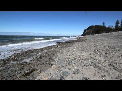 Basalt and waves mystery at Tow Hill, Naikoon Provincial Park - Haida Gwaii