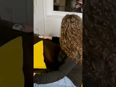 Für mehr PRIVATSPHÄRE: SCHELLENBERG ROLLLÄDEN und ROLLLADENANTRIEBE. #rollladen #sichtschutz #shorts