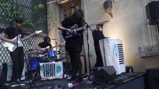 Cate Le Bon - I Was Born On The Wrong Day - Mona Bismarck American Canter   16 06  2016