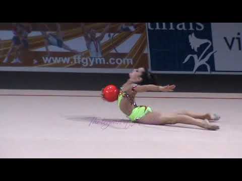 Victoria VEINBERG FILANOVSKY (ISR) ball - 2010 Thiais junior AA