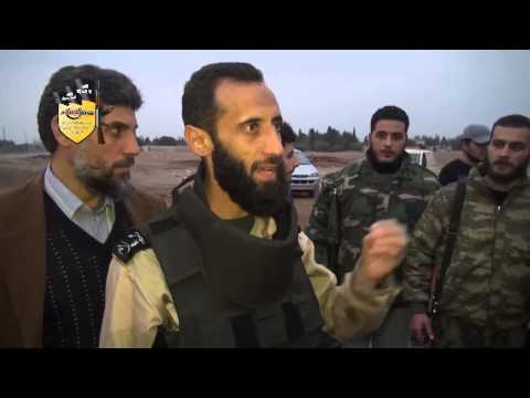 نائب قائد جيش الإسلام يأخد بيعة كتائب الرحمن نيابة عن قائد الجيش في الغوطة الشرقية في ريف دمشق
