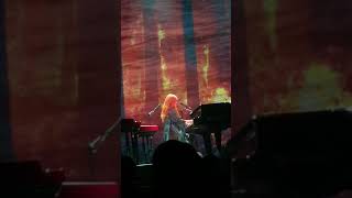 Tori Amos - America the Beautiful/Amber Waves (Seattle-11/24/17)