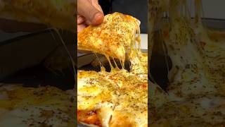 Download lagu Margarita Pizza 🍕 | Lapino’z Style #shorts #foodiefavs mp3