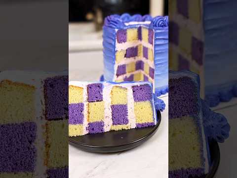 How to create Checkerboard Cake #cake #weddingcake #cakedecorating #cakeinspiration #voiceover