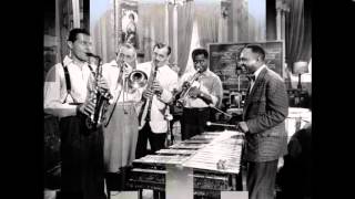Benny Goodman- He&#39;s funny that way (with Jane Harvey)