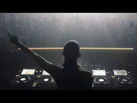 Zombie Nation - Kernkraft 400 (Lilly Palmer Remix)