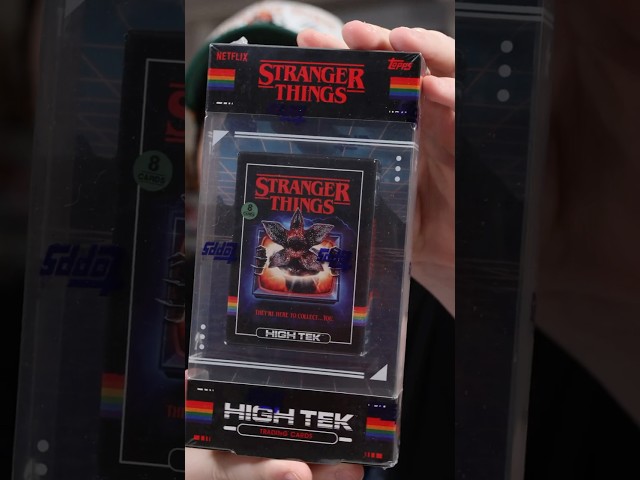 Vídeo relacionado con Top Trumps Stranger Things - Estuche de Lata para coleccionista, 1 baraja de Cartas dedicadas para 2 Jugadores más es un Gran Regalo para Mayores de 15 años