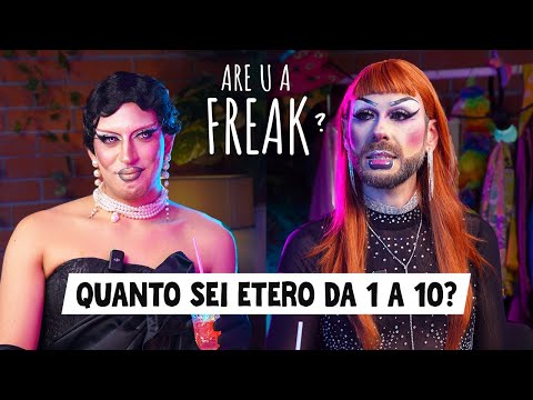 DRAG QUEEN play "Are you a FREAK?" - Answer or Drink (Daltonya & Fosca Labonia)