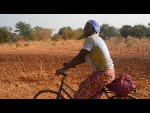 Draguer une femme au village a Ouahigouya- Burkina Faso