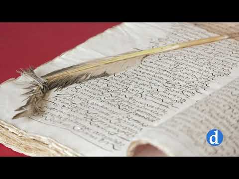 Una pluma y una receta sobre cómo hacer tinta, las sorpresas del Archivo Diocesano