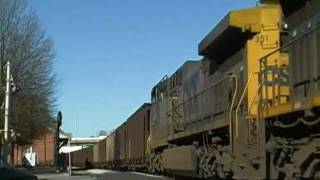 preview picture of video 'CSX N138 Cartersville, GA November 25, 2011'