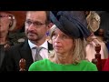 Koning waarschuwt voor gematigde groei